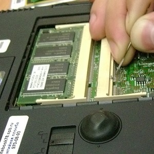 Nu porniți ecranul laptop este negru - de ce, pentru o lungă perioadă de timp ce să facă (negru) Nu porniți ecranul laptop este negru - de ce, pentru o lungă perioadă de timp, ce să facă