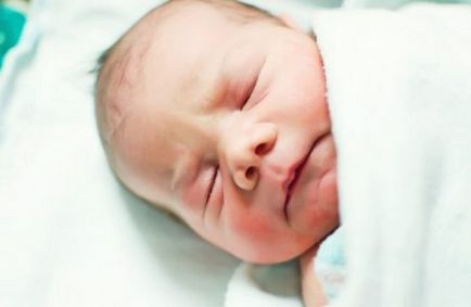 Hârtiile pentru înregistrarea copilului nou-născut în oficiul registrului