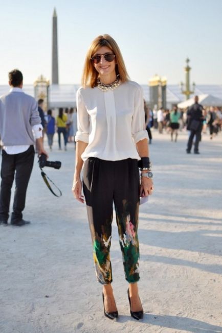 Trend 2015 pantaloni cu imprimare color și ceea ce poartă