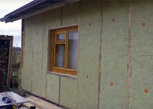 Încălzirea casei de lemn din exterior și cum se izola mai bine