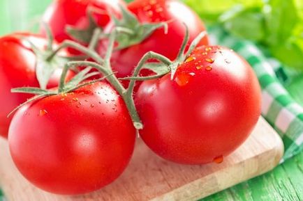 7 secrete mici de tomate gustoase în creștere