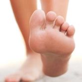 Ce să facă și cum să trateze durerea la nivelul picioarelor, remedii populare