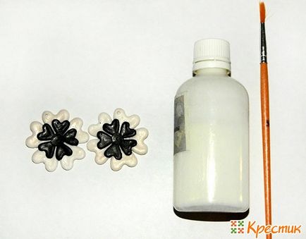 starea de spirit de flori în 3 ateliere de lucru privind modelarea cercei din lut polimer