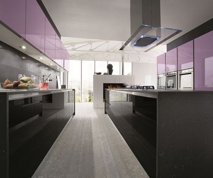 Bucătăria în tonuri de violet