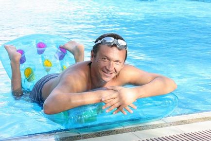 Cum să învețe să înoate în piscina pentru adulți, rapid corect