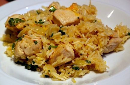 Cum de a găti risotto cu carne de pui în multivarka