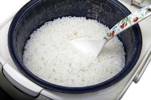 Cum de a găti orezul într-un pas cu pas reteta multivarka