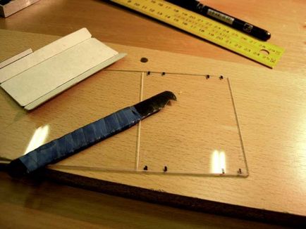 Cum să taie în plexiglass mediile casnice și industriale