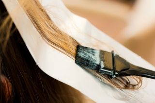 Cum de a face părul decolorat de sfaturi și practica de soare - pulsul frumuseții feminine și modă