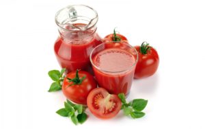 Cum de a face suc de roșii de la tomate la domiciliu (acasă) Cum de a face suc de roșii din roșii la domiciliu