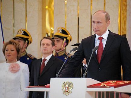 Costume de Putin pentru anul de la inaugurarea la macara Siberian - Politica