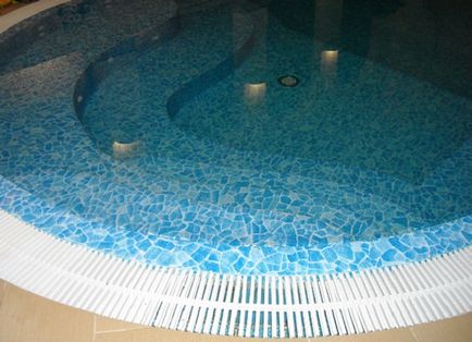 piscine overflow, principiul de funcționare piscină infinită, circuitul care include