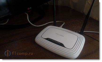 Conectați televizorul la Internet printr-un cablu de rețea (LAN), sfaturi de calculator (capat al cablului este conectat) Conectați televizorul la Internet printr-un cablu de rețea (LAN), calculator tips