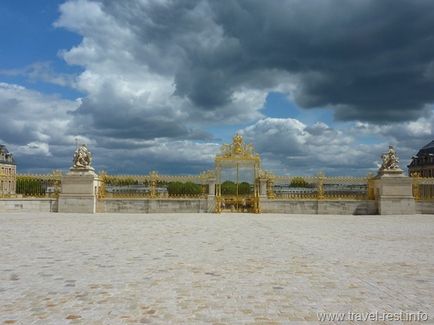 O excursie la Versailles