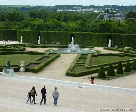 O excursie la Versailles