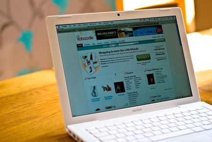 Shopping în magazine online, deoarece acestea fac avantajele și dezavantajele de cumpărături on-line