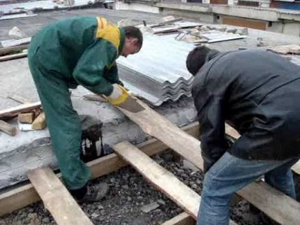 Reparația acoperișului garajului cu mâinile cum să repare, în cazul în garaj veniturile pe acoperiș