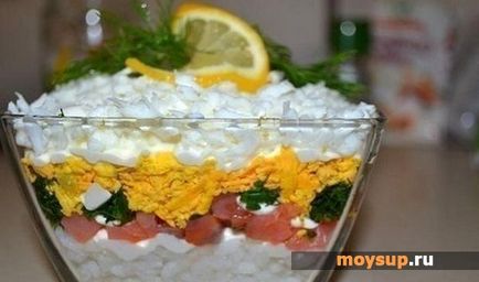 Salata cu somon sărat, castravete și ouă - licitație și gustoase