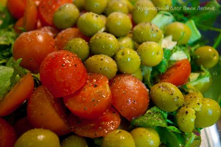 Salata cu măsline și roșii cherry, reteta cu o fotografie
