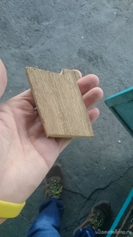 pistol cu canelură mâinile lor (mâini) arma cu mâinile lor canelură