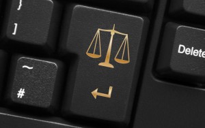 Articole pentru vătămare corporală în rețelele sociale și de Internet pentru răspunderea penală, pedeapsa