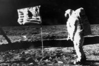 Secretele de satelitul Pământului (spațiu) Secretele din satelit Pământ