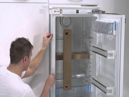 Instalarea frigider încorporabil cu propriile lor mâini