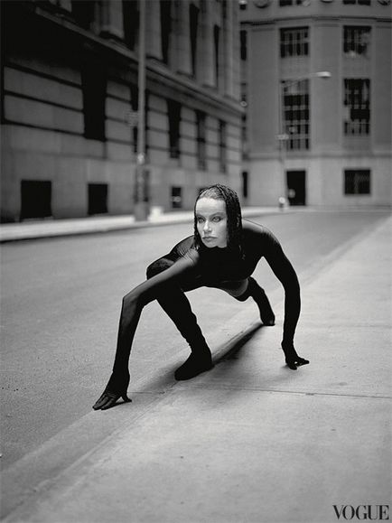 fotografii Vera von Lendorf, biografia și un interviu în ajunul expoziției „Veruschka (ponosit Devine) fotografii Vera von Lendorf, biografia și un interviu în ajunul expoziției „Veruschka