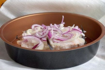 Baked eglefin cu cartofi, retete lingura-povaroshka și feluri de mâncare