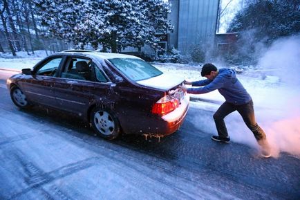 Cum de a porni mașina cu împingătorul Cum de a porni mașina cu împingătorul