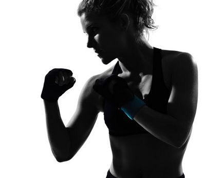 Ce este kickboxing pentru femei