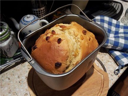Tort în rețetele mașinii de pâine sunt simple și delicioase