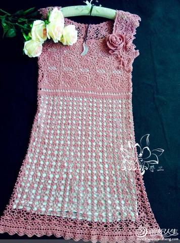 Ce rochie tricotate