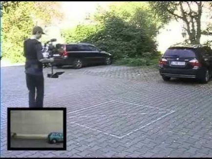 Operatorul de macara cu propriile sale mâini Operatorul de macara cu propriile sale mâini