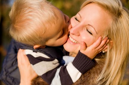10 moduri de a deveni o mamă fericită