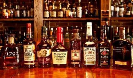 Bourbon - tipuri și de producere a băuturilor; cum să bea; reteta de casa whisky