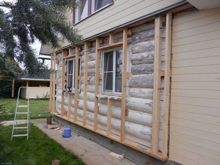 Mai bine tocesc casa de lemn din decorul exterior și exterioare
