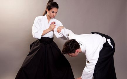 Care este diferența dintre un kimono - lumea artelor martiale