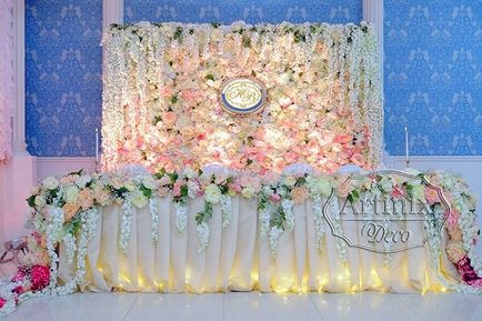 perete floare ca un fundal de nunta Prezidiului, arcul pentru a ieși de înregistrare, precum și pentru zona de fotografie pe