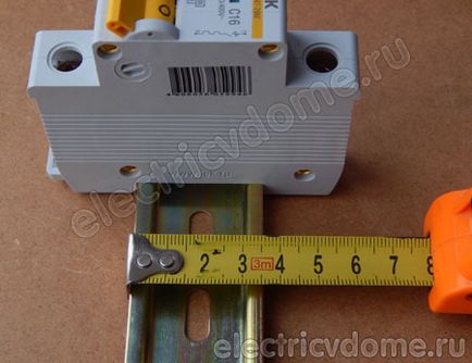 DIN-rail (șină DIN) - Instalarea de echipamente modulare