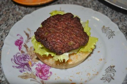 burger de casă simplu reteta gustoasa