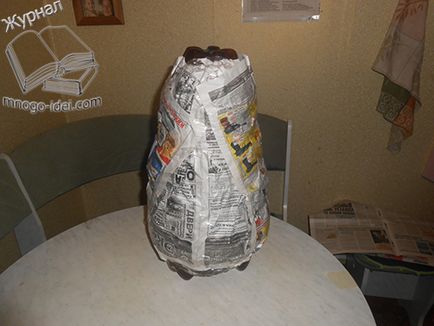 Ciuperci din sticle de plastic și papier-mache, meserii pentru grădină