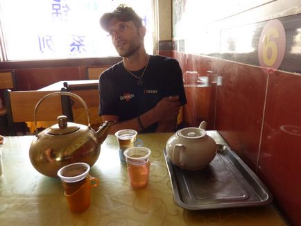 Ca o chestiune de fapt, bea ceai chinezesc, de ce China