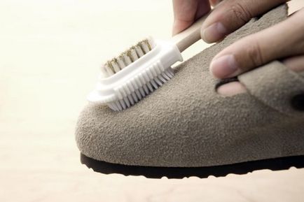 Cum pentru a curăța pantofii din piele la domiciliu - produse pentru îngrijirea pantofi și adidași