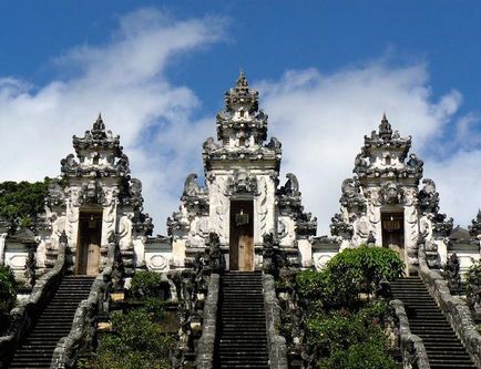 Cum de a merge la Bali singur