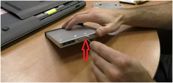 Cum de a pune un al doilea hard disk în laptop, în loc de unitatea optică (unitate) Cum de a pune un al doilea hard disk în laptop, în loc de unitatea optică