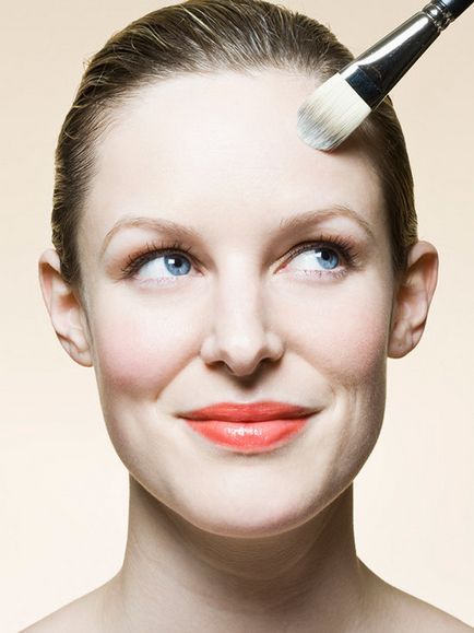 Cum de a ascunde imperfecțiunile feței c folosind sfaturi de machiaj make-up artist, revista cosmopolit