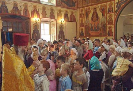 Cum să se comporte în serviciul bisericii ortodoxe, atunci când a venit prima dată