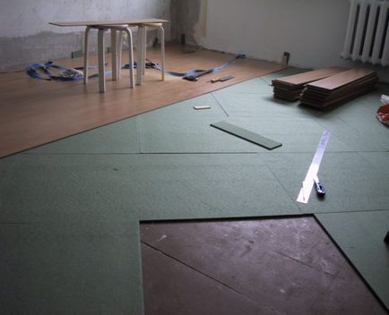 Cum de a alege un substrat sub o podea laminat în apartament