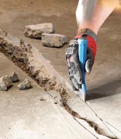 Cum să alinieze podeaua de beton cu mâinile lor